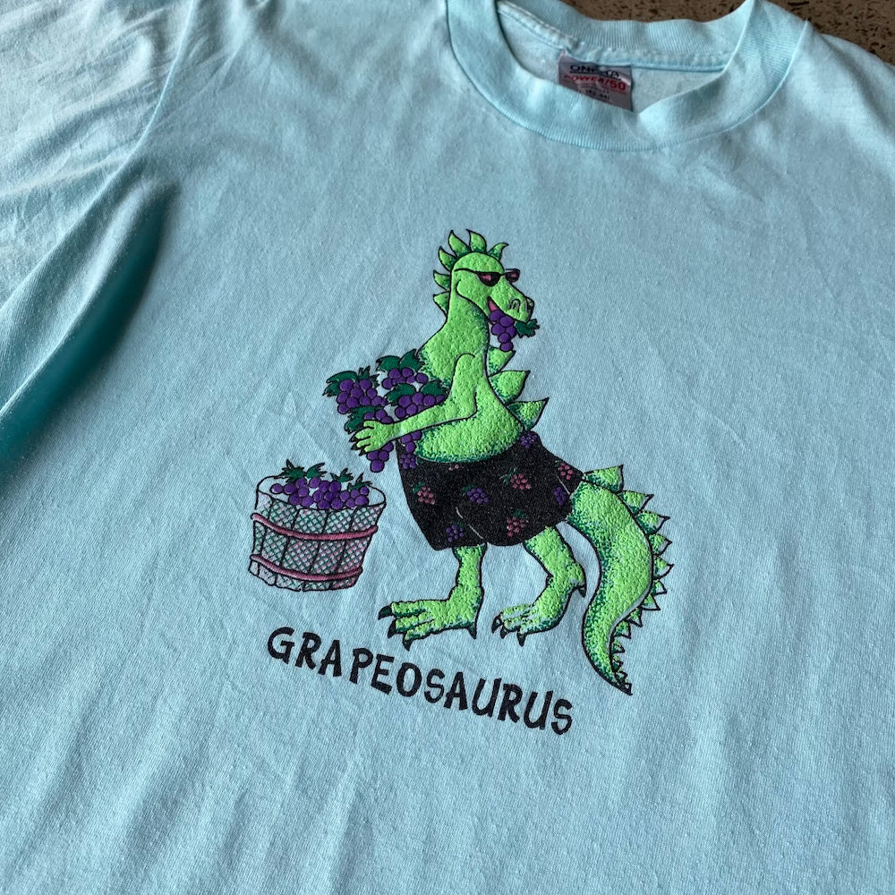 Grapeosaurus 90s T-shirt