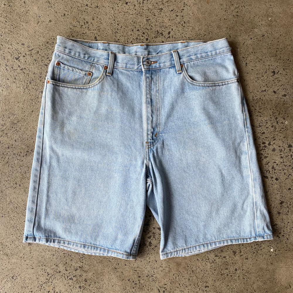 Levi's 550 36" Light Blue Denim Shorts Jorts
