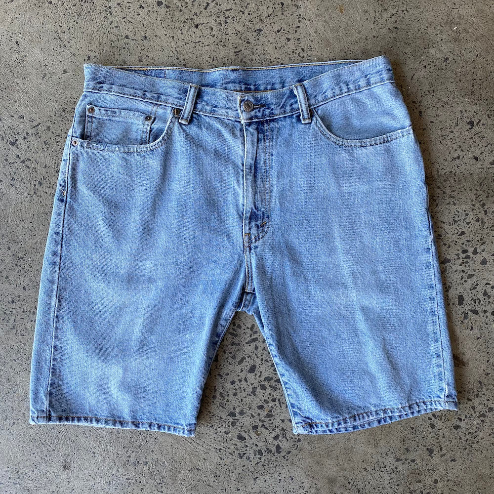 Levi's 36" Denim Shorts Jorts