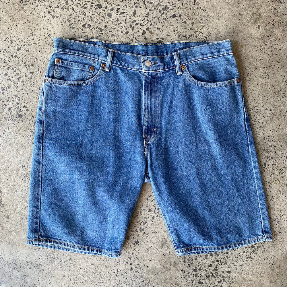 Levi's 38" Dark Denim Shorts Jorts