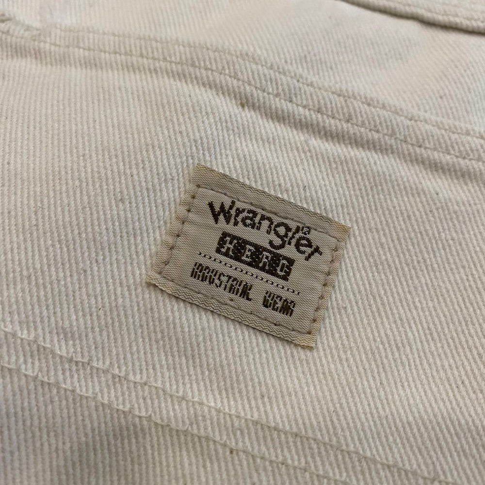 White 38" Wrangler Jorts