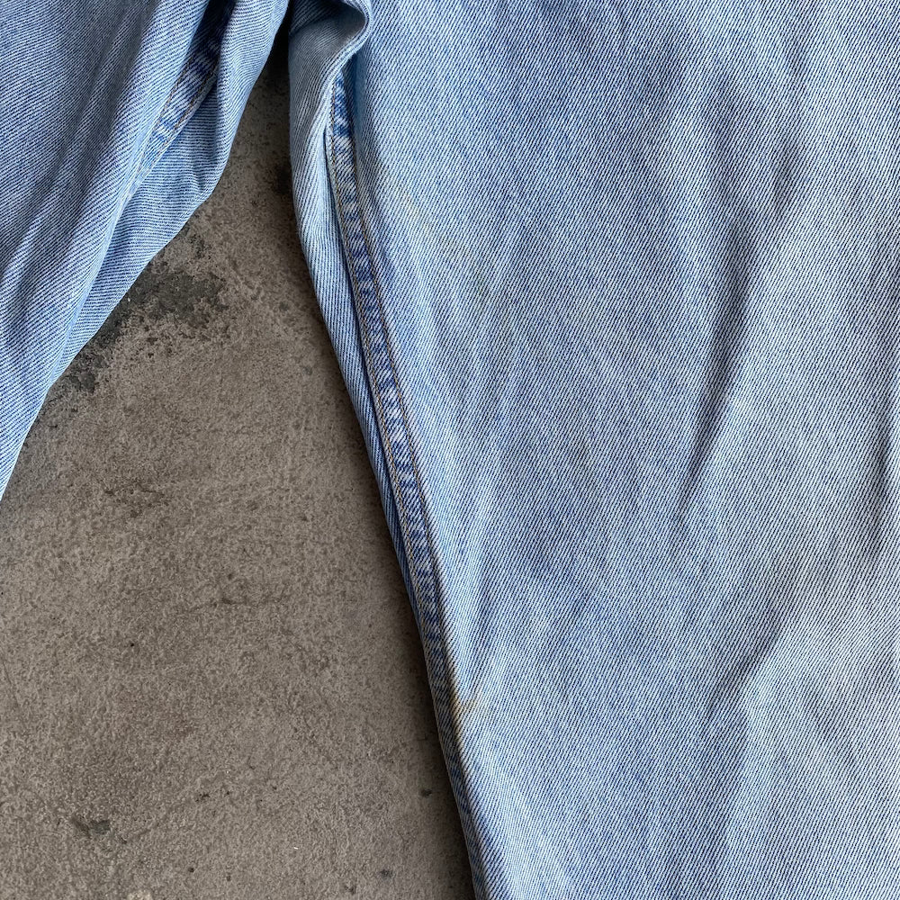 Levi's Light Wash Blue Jeans 38W 34L