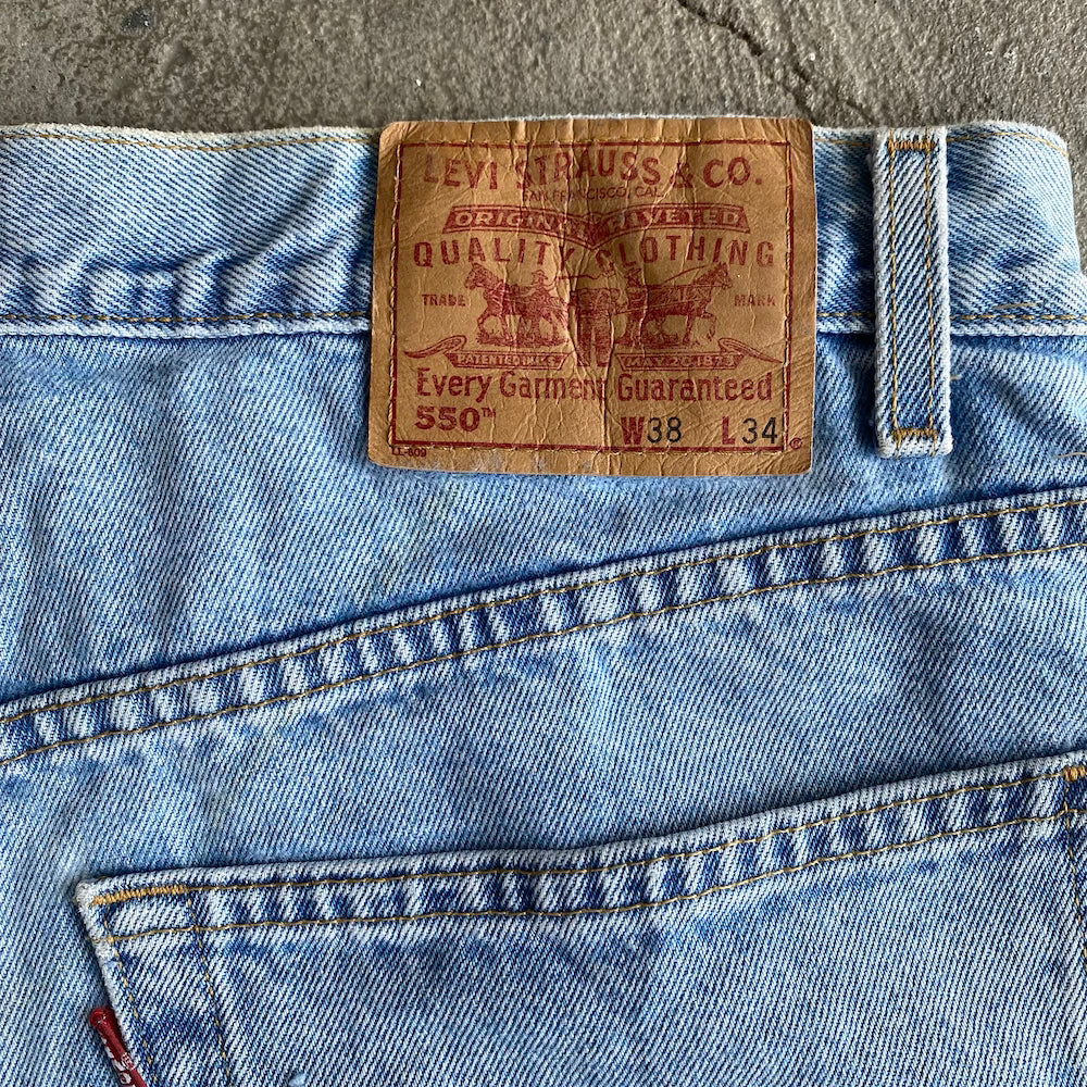 Levi's Light Wash Blue Jeans 38W 34L