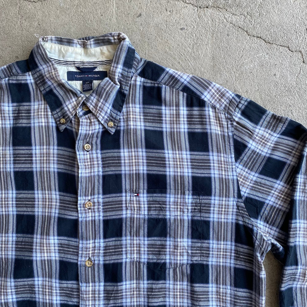 Tommy Hilfiger Black/Blue/White Plaid Long Sleeve Button Up