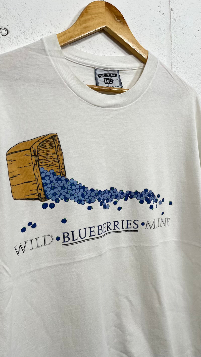 Wild Blueberries Maine Vintage T-shirt